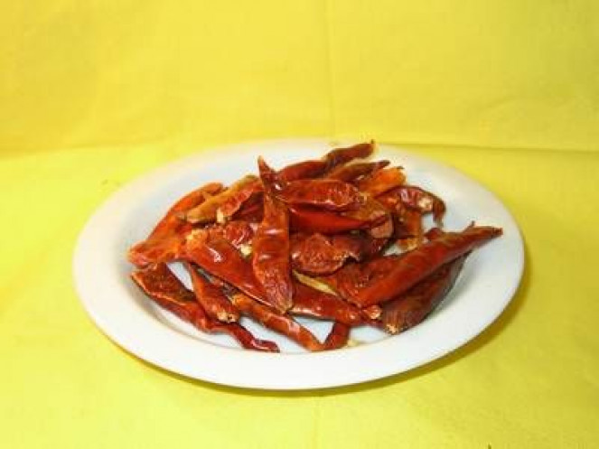 Chilies (gross) scharf